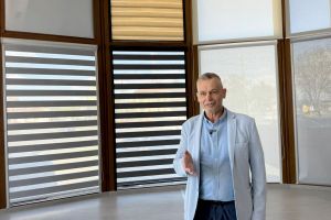 VIDEO. Rolete textile la preţuri speciale. Propunerea Deco Inter Sophia pentru sătmăreni