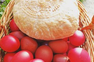 Moderaţia, secretul meselor de Paşte. Recomandările medicilor de la Spitalul Judeţean