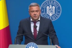 Noi scumpiri după Paşte. Ministrul Agriculturii: „Riscul major este să avem penurie de produse pe rafturile magazinelor din România”