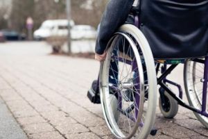 Curăţenie în dosarele cu handicap! Sute de botoşăneni, excluşi din sistem după reevaluările DGASPC