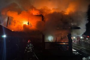 VIDEO Familia unui poliţist din Verneşti a rămas fără locuinţă