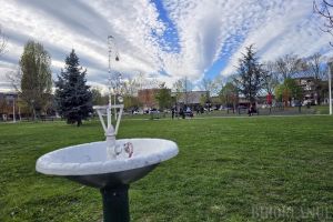 Apă pentru însetaţi. Cele 56 de cişmele din Oradea au fost remontate, după iarnă, la locurile lor (FOTO)