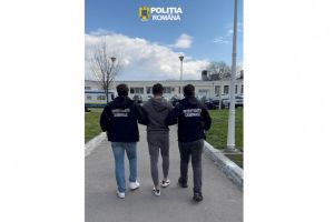 Seif sustras dintr-un local din Constanta! Principalul suspect, cercetat si pentru proxenetism. Ce au constatat anchetatorii
