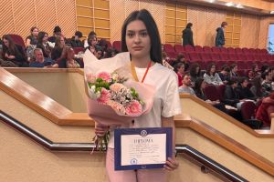 O liceană din Moldova Nouă – locul I la Olimpiada Naţională de Limba Engleză