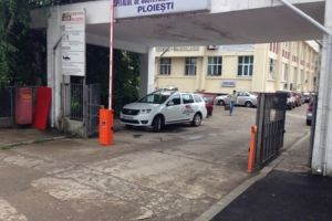 O angajata a Maternitatii Ploiesti, declarata INCOMPATIBILA