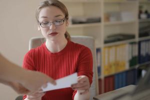 Peste 16 milioane de euro pentru studenţii vulnerabili în programul Erasmus+