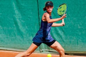 Semifinală şi sfert de finală pentru Giulia Safina Popa la Cairo