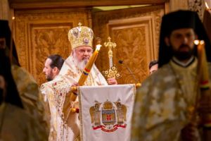 Patriarhul Daniel: „Sfintele Paşti sunt sărbătoarea bucuriei şi a păcii, a iertării şi a comuniunii în familie, în comunitate, în popor şi în lumea întreagă