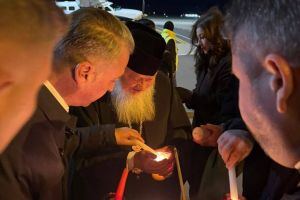 Lumină din Lumina Sfântă de la Ierusalim, în bisericile din Bistriţa-Năsăud