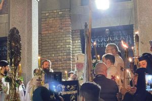 FOTO. Hristos a înviat! Zeci de mii de timişoreni au participat la slujba de Paşti în bisericile din oraş