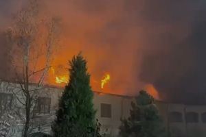 Incendiu devastator chiar în ziua de Paşte la Mănăstirea Bistriţa din Vâlcea. Flăcările au cuprins chiliile pe sute de metri pătraţi