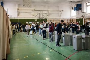 Record la urne în Ungaria: peste jumătate dintre alegători votaseră deja până la ora 13. Mobilizare puternică în Budapesta şi zona capitalei