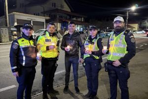 Dezastru evitat la Vlădeşti! Un individ cu alcoolemie uriaşă, oprit de politisti înainte de o posibilă nenorocire