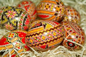 Tradiţiile româneşti de Paşte