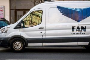 FAN Courier închide toate agenţiile din ţară: clienţii nu vor mai putea ridica sau trimite colete direct din sedii