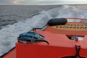 FOTO: Interventie de urgenta in Portul Constanta in prima zi de Paste! Marinar azerbaidjan preluat de ARSVOM si transportat la spital