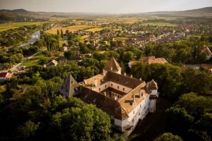FOTO: Castelul Kemény din Brâncoveneşti, locul unde istoria şi literatura se întâlnesc!