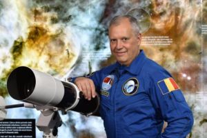 Viaţa lui Dumitru Prunariu: Povestea primului român ajuns în spaţiu, de la copilăria din Braşov până la zborul istoric din 1981