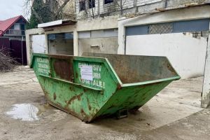 Demolarea garajelor din zonele Ștefan cel Mare 11 şi Veniamin Costache 4 începe săptămâna viitoare