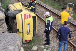 Tragedie pe Valea Oltului! Tânăra însărcinată implicată în gravul accident de pe DN7 a murit la spital