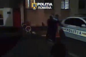 Teleormăneni, reţinuţi de poliţişti / Dosare penale pentru lovire şi alte violenţe, ameninţare şi distrugere