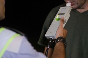 Șofer din Satu Mare, rupt de beat la volan pe străzile din oraş, de Paşte. Prins cu alcoolemie uriaşă şi reţinut de poliţişti