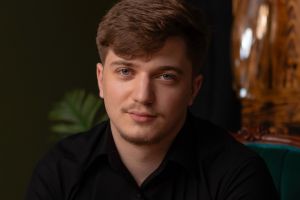 El este Ciprian, elevul român admis la Harvard cu bursă de peste un milion de dolari