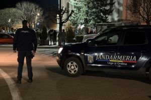 În minivacanţa de Paşte, jandarmii au dat amenzi de 2.600 de lei