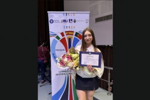 Elev in Constanta: Demetria Ana Margarit, locul I la Olimpiada Nationala de Limbi Romanice - spaniola (FOTO) 