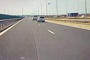 VIDEO Cum s-a produs accidentul de pe A7. Imagini surprinse de o cameră de bord