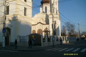 Accident in Ploiesti, langa biserica Sf. Vineri. O femeie a fost lovita pe trecere