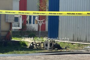 VIDEO. Incendiu de amploare in cartierul Henri Coanda: Bicicleta electrica a fost scoasa din cladire de criminalistii din Constanta