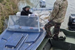 FOTO. ARBDD- ???̦???? ?? ???????  in zonele de pescuit si prohibitie, desfasurate pe bratul Sfantul Gheorghe