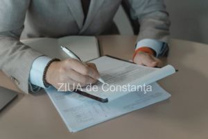 Actionarii SCUT SA din Constanta, convocati in Adunare Generala Ordinara. Se cere revocarea auditorului financiar