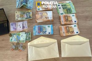 A încurcat bagajele la Aeroport şi a pierdut rucsacul cu 6.000 de euro