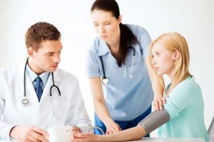 Bolile de inimă, principala cauză de deces în România. Ministerul Sănătăţii va demara un program de screening în vederea scăderii mortalităţii