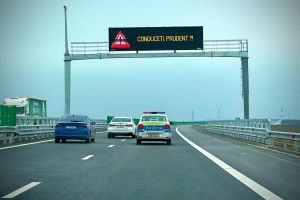 Restricţii pe Autostrada Moldovei. Lucrări pe mai mulţi kilometri în timpul săptămânii
