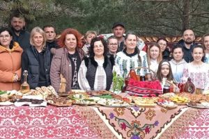 VIDEO, FOTO: „Tradiţii din Tinda Strămoşească”