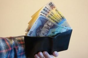 Cresc salariile bugetarilor din România? Anunţul făcut de ministrul Muncii, Florin Manole