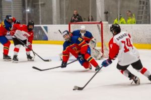 România a fost învinsă de Japonia, la Târgu Secuiesc, în meciul din Campionatul Mondial de hochei pe gheaţă