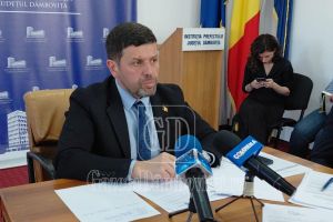 Lecţia iernii la Dâmboviţa! Prefectul Tănase cere demontarea cablurilor neutilizate şi intervenţii rapide în cazul furnizorilor de utilităţi