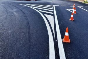 Licitaţii şi contracte dubioase pentru efectuarea de marcaje rutiere în Focşani