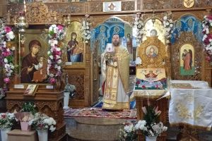 Hram la o biserică din municipiul Botoşani. Credincioşii, aşteptaţi la rugăciune