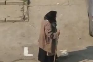 O FEMEIE care a CERȘIT toată VIAȚA a MURIT cu milioane de lei în cont - FOTO