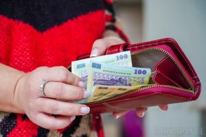 Salariul mediu net din Bihor, mai mic decât în Sălaj sau Arad şi cu 18% sub media ţării