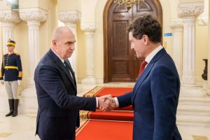 Nicuşor Dan se fereşte din nou să-l susţină pe Ilie Bolojan: „Încerc să-mi păstrez rolul de mediator”