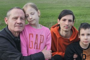 FOTO O familie de refugiaţi din Botoşani luptă pentru supravieţuire după o dramă medicală