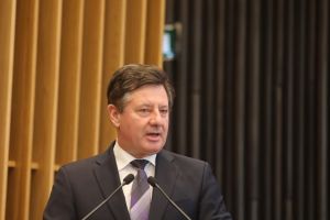 „PNL nu rămâne la guvernare fără premierul Bolojan!”