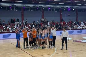 BASCHET FEMININ: CSM Târgovişte pierde primul meci al finalei naţionale şi revine azi la luptă