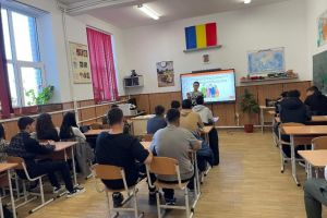 FOTO. DSP Constanta: Activitate de informare si educare in cadrul Liceului Tehnologic Mihai Viteazul